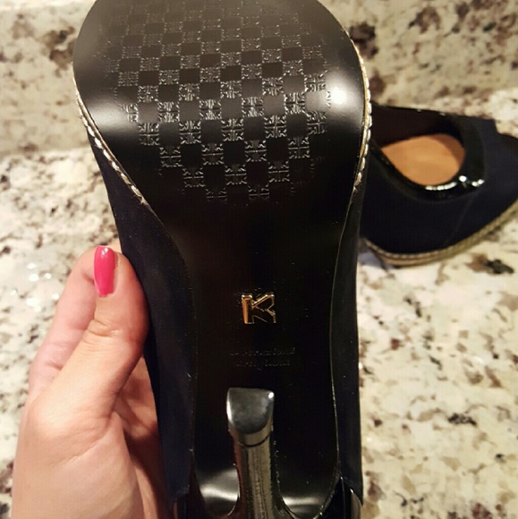 Brand new black pumps, stilettos, size 8.5 US - Picture 3 of 4